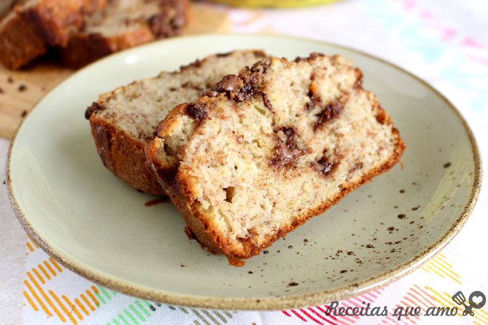 Bolo de banana com chocolate