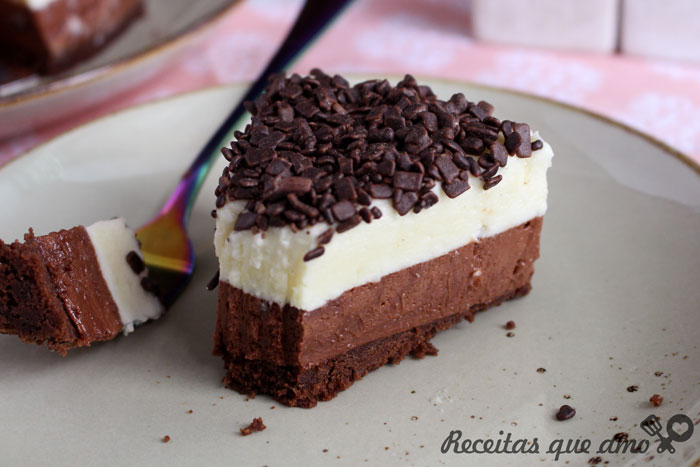 Torta trufada 2 chocolates sem forno