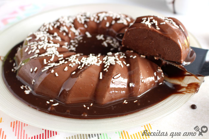 Flan de chocolate sem forno Flan de chocolate sem forno