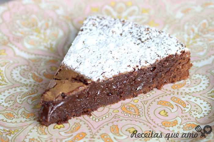 Brownie com 3 ingredientes Brownie com 3 ingredientes