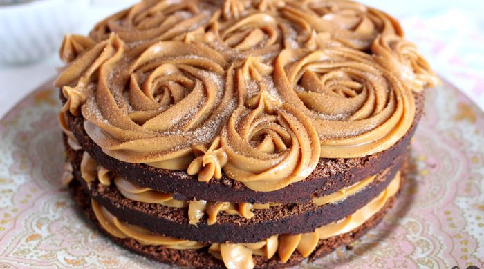 Bolo de chocolate com doce de leite
