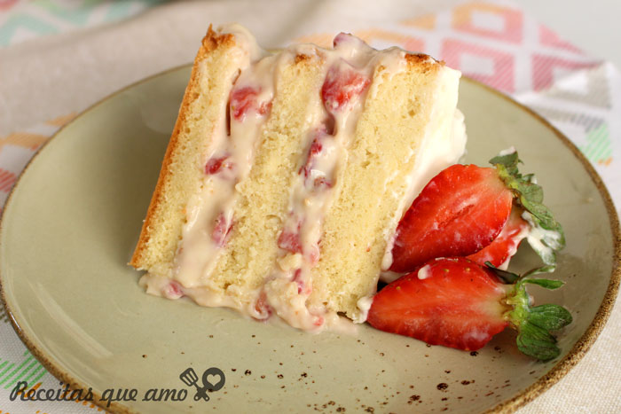 Bolo de morango