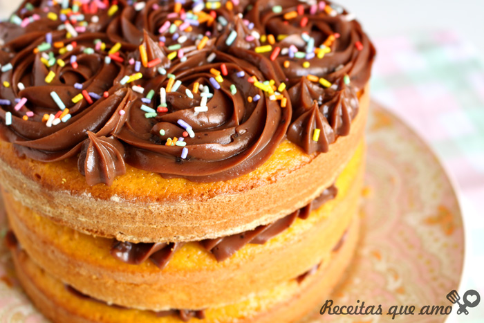 Naked cake de cenoura