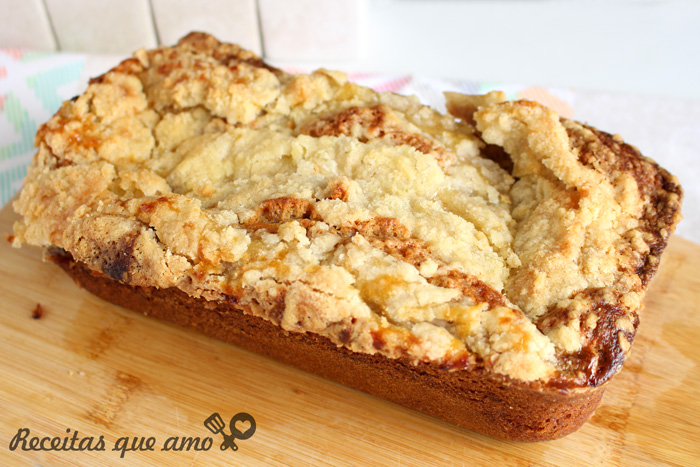 Bolo de banana com crocante Bolo de banana com crocante