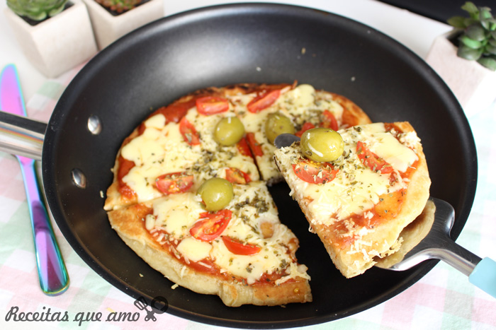 Pizza de frigideira Pizza de frigideira