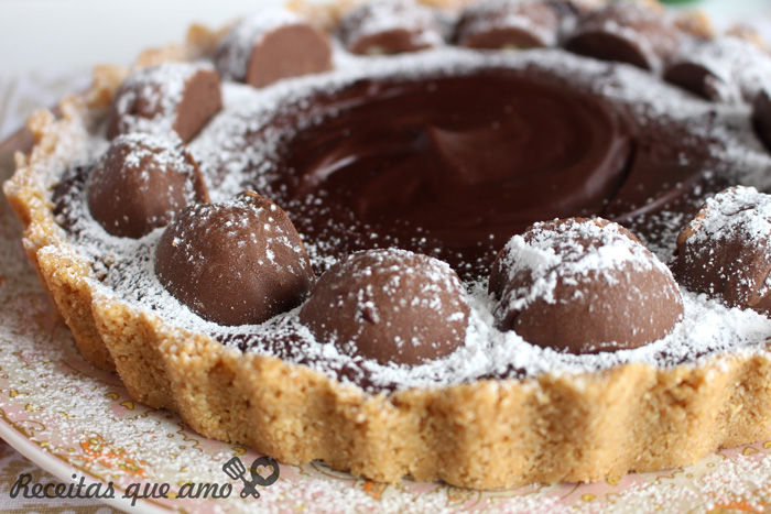Torta de chocolate com 4 ingredientes