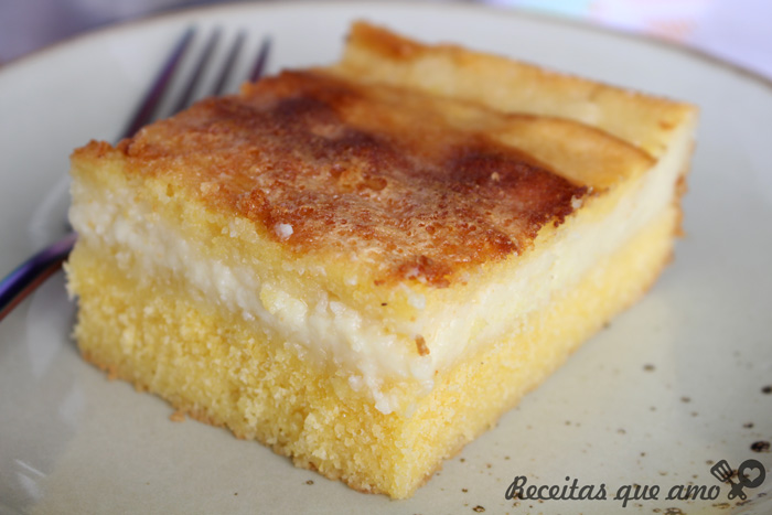 O melhor bolo de fubá cremoso O melhor bolo de fubá cremoso