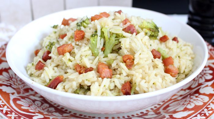 Arroz com brócolis e bacon