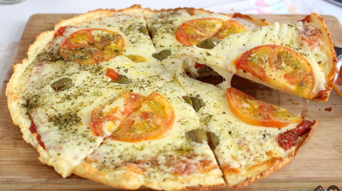 Pizza com massa de arroz
