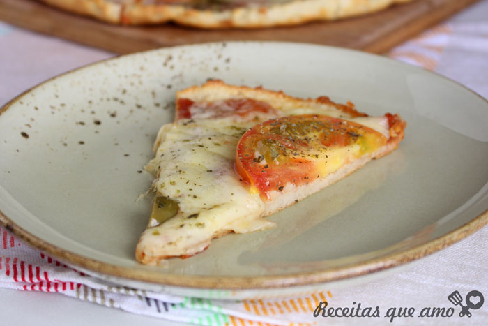 Pizza com massa de arroz