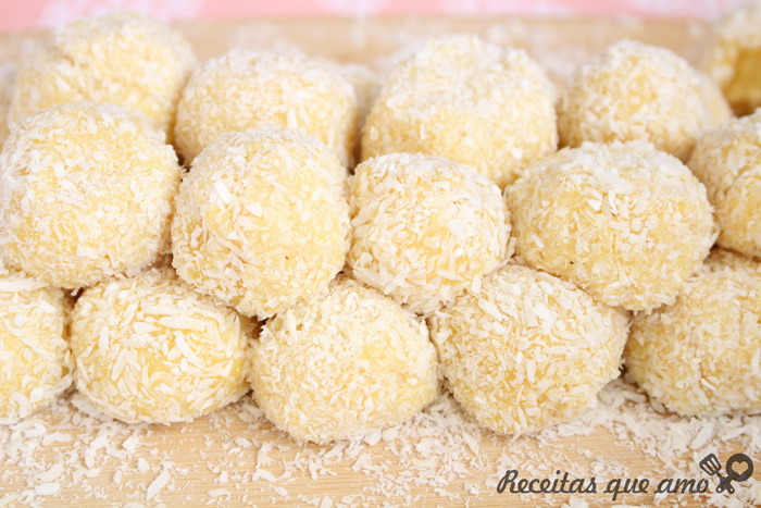 Brigadeiro de milho Brigadeiro de milho