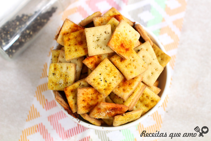 Biscoito salgado fácil e prático Biscoitinho salgado fácil e prático