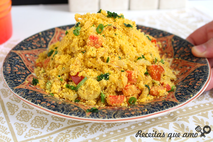 Farofa de cebola caramelizada
