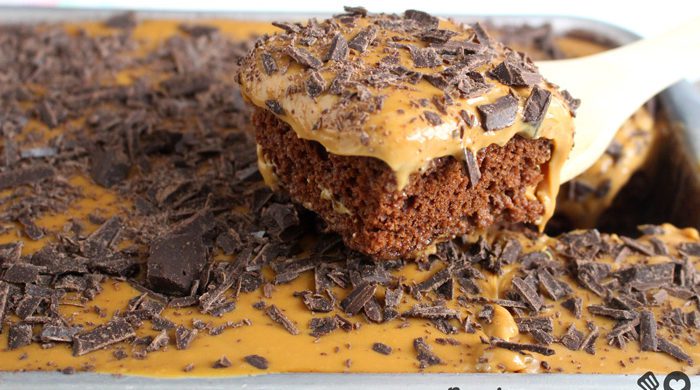 Bolo de chocolate com doce de leite