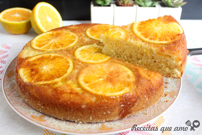 Bolo de laranja caramelizada