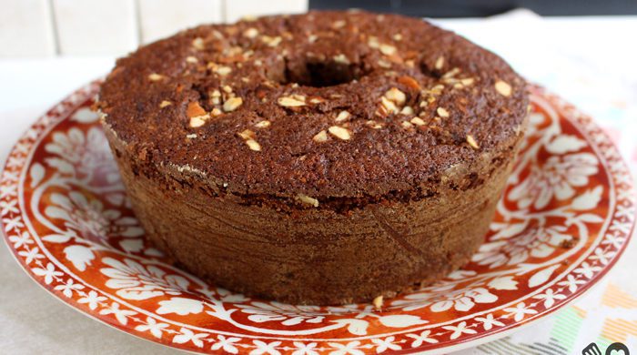 Bolo de chocolate com aveia
