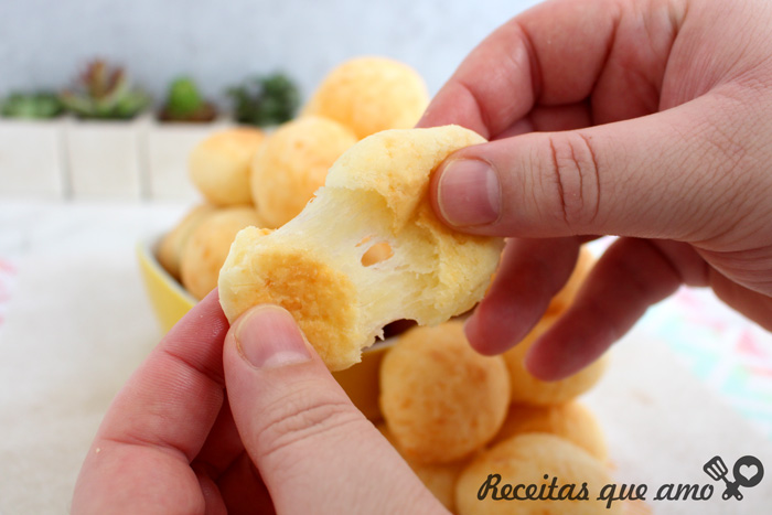 Pão de queijo com 3 ingredientes