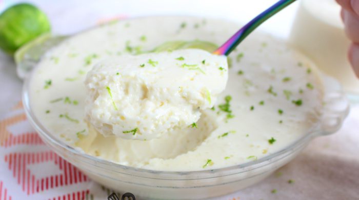 Mousse de limão com 3 ingredientes sem gelatina