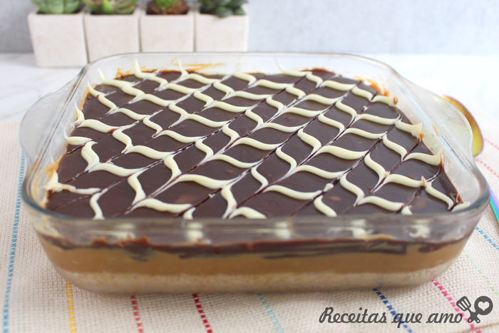 Alfajor de travessa super fácil