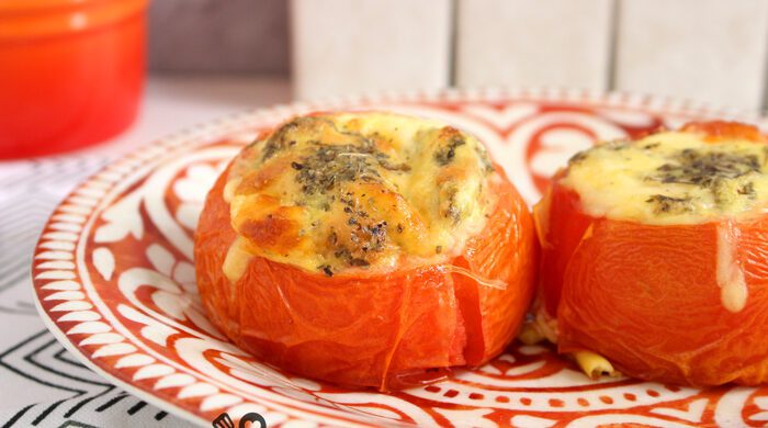 Tomate recheado fácil e rápido