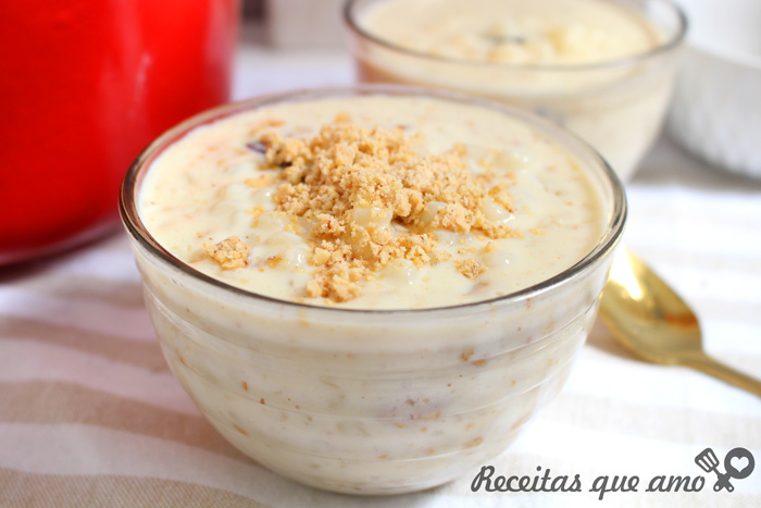 Canjica cremosa com paçoca
