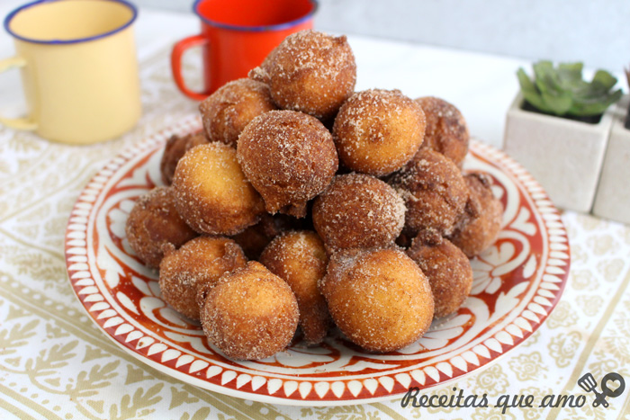 Bolinho de chuva com sabor de infância