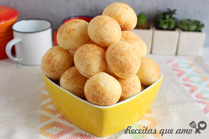 pão de queijo
