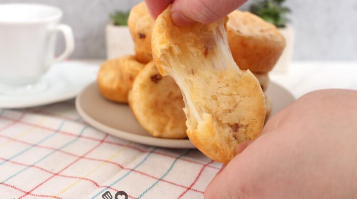 Pão de queijo de 4 ingredientes com bacon