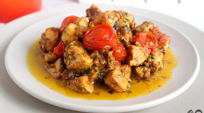 Frango ao molho pesto