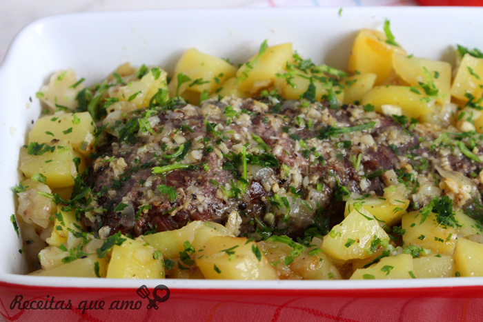 Carne assada suculenta e deliciosa