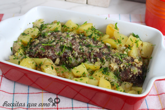 Carne assada suculenta e deliciosa