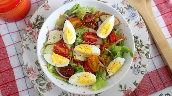 Salada de verão completa e deliciosa