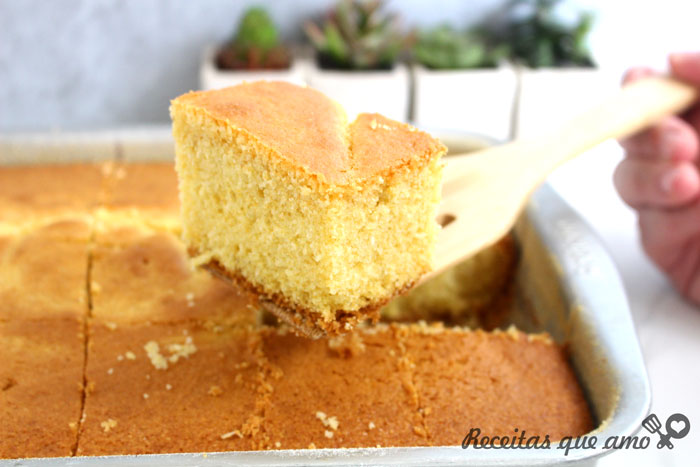 Bolo de fubá de liquidificador