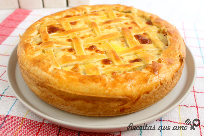 Empadão de bacon com brócolis