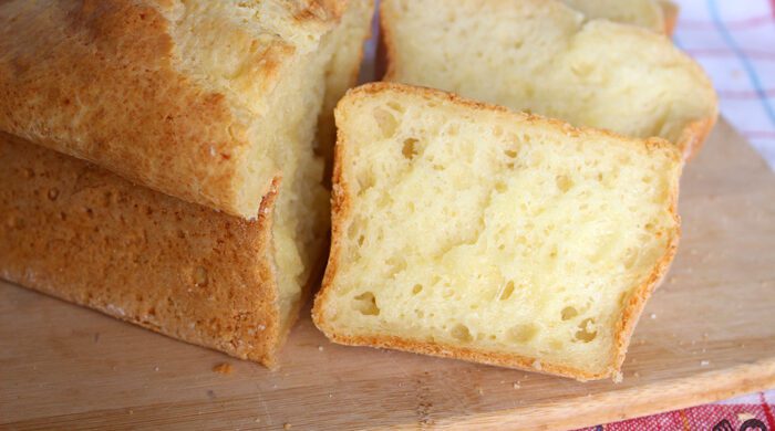 Bolo pão de queijo no liquidificador