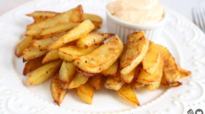 Batata assada com molho picante