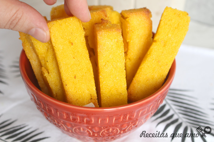 Polenta crocante sem fritura