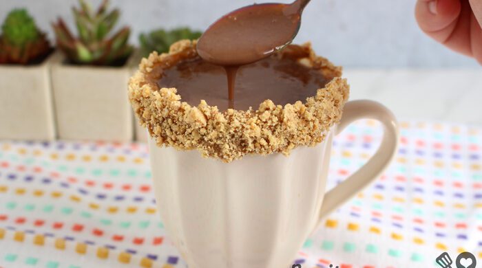 Chocolate quente com paçoca