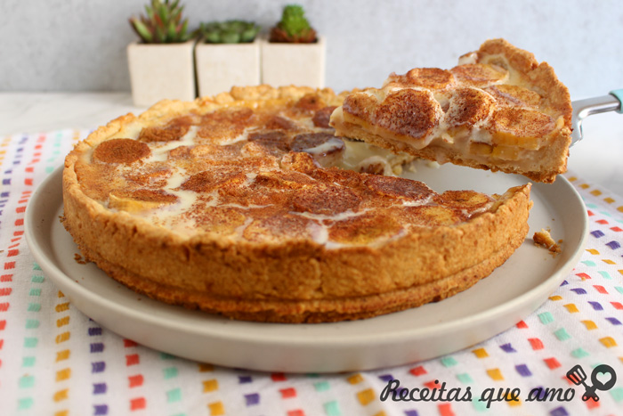 Torta de banana com leite condensado Torta de banana com leite condensado