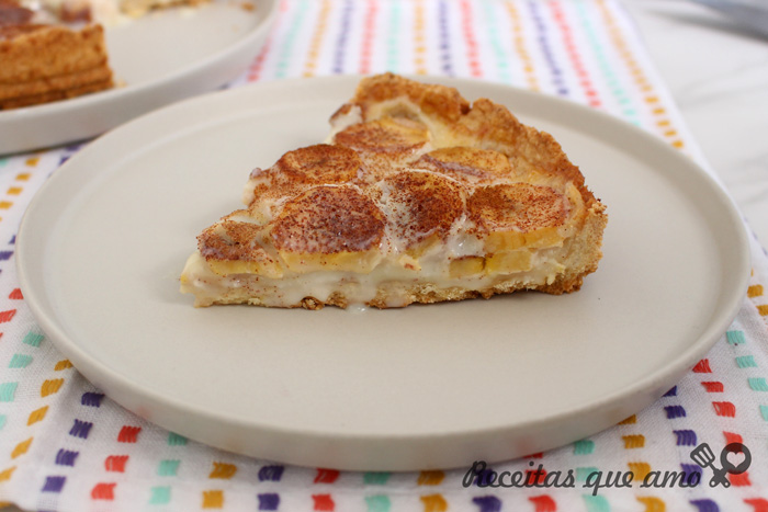 Torta de banana com leite condensado Torta de banana com leite condensado