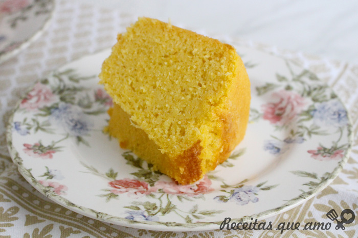Bolo de milho de liquidificador
