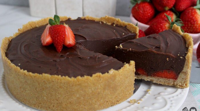 Torta de morango com chocolate