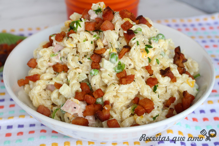 Salada de macarrão Salada de macarrão