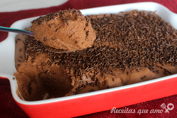 Mousse de chocolate sem ovos