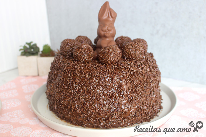 Bolo de cenoura de Páscoa
