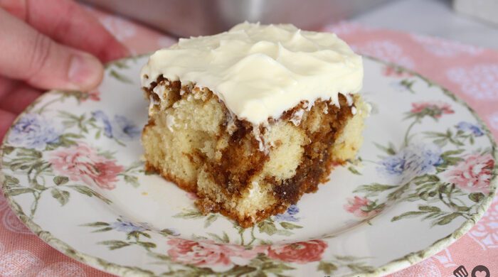 Bolo Cinnamon roll