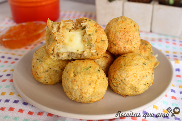 Salgadinho de batata fácil Salgadinho de batata fácil