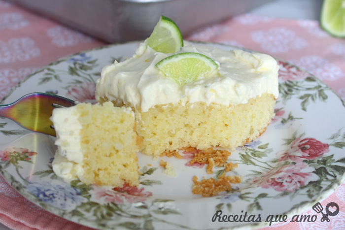 Bolo de limão com buttercream