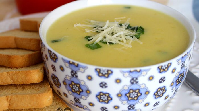 Sopa cremosa de mandioquinha