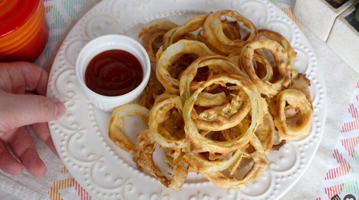 Cebola empanada sem fritura